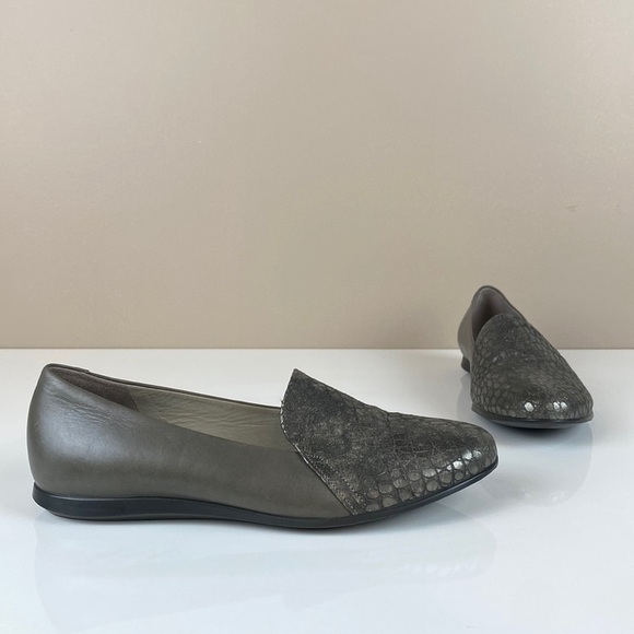 Ecco Ballerina Metallic Snake Embossed Leather Flats Size 37(6/6.5) - Picture 1 of 16
